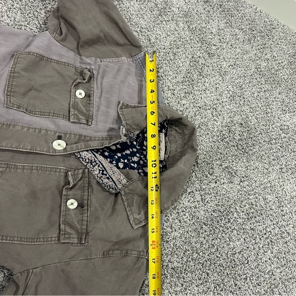 Free People 100% Cotton Apollo Utility Distressed Jacket Taupe Women’s Size XS - Picture 10 of 12